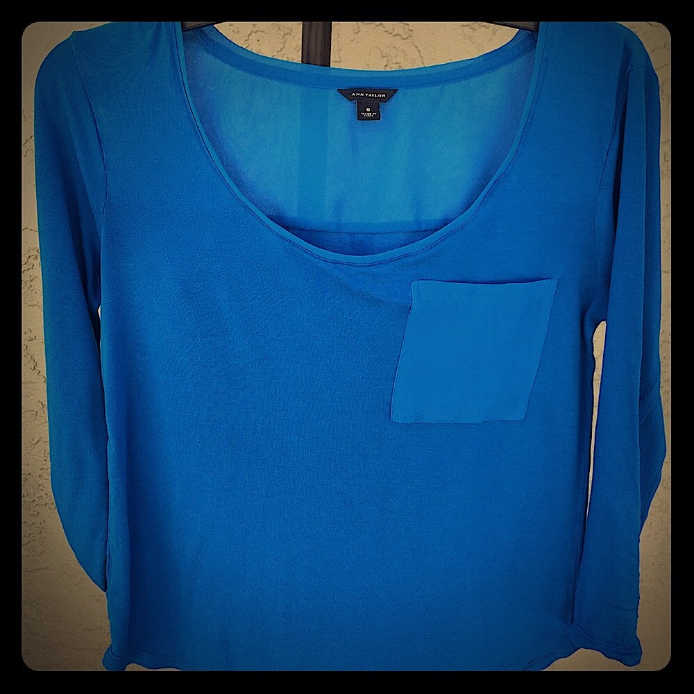 Ann Taylor Size Small Blouse